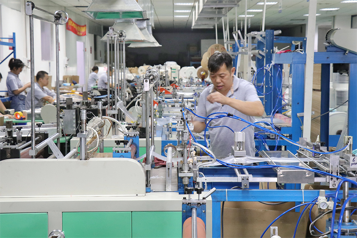 一次性環(huán)保塑料袋生產(chǎn)廠家資質(zhì)要求 一次性環(huán)保塑料袋生產(chǎn)廠家資質(zhì)要求(圖1)