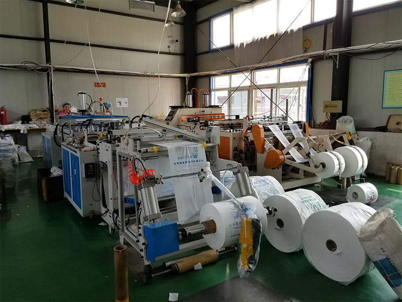 PE塑料袋定做生產(chǎn)廠家 選擇PE塑料袋定做生產(chǎn)廠家需要考察5方面(圖1)