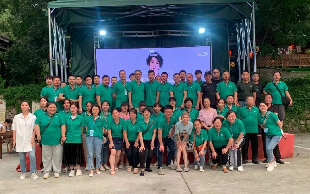 印覺集團(tuán)第二期總裁特訓(xùn)營圓滿收官 學(xué)有所思 行之有向 | 印覺集團(tuán)第二期總裁特訓(xùn)營圓滿收官(圖4)